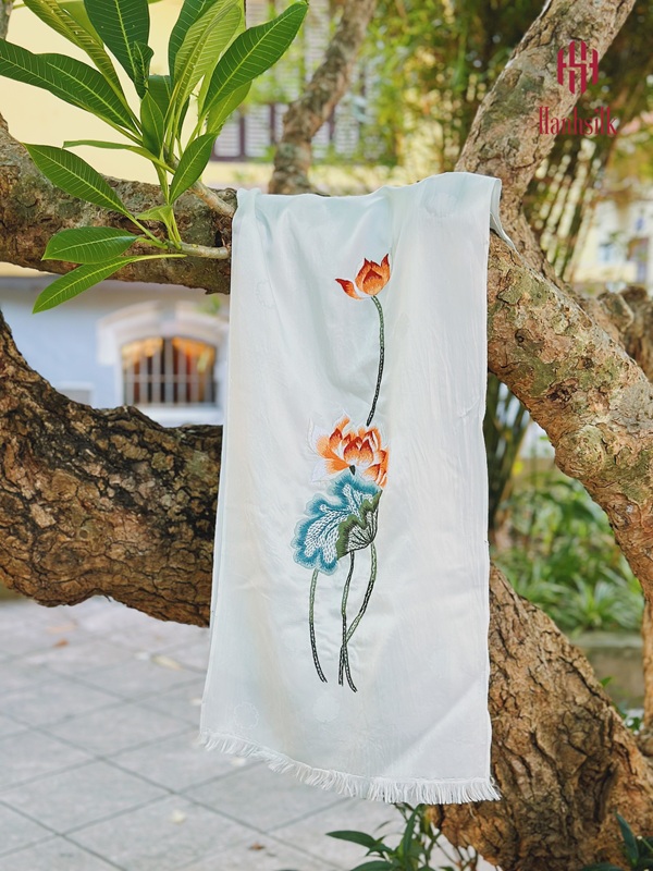 khăn lụa đũi tơ tằm
