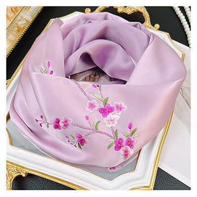 khăn lụa tơ tằm thêu tay tphcm